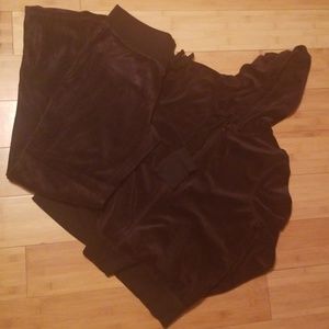 Matching velour set perfect for running errands